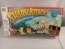 Vintage 1988 SHARK ATTACK Motorized Board Game 100% COMPLETE Clean Non- Working
