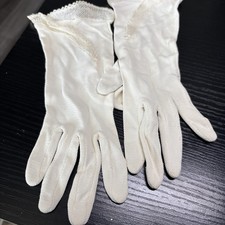 Vintage Dress Gloves   Small Cream Cotton Blend Scalloped Cuff READ