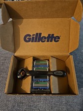 Gillette Razor with Replacement Blades