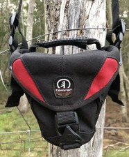 Tamrac Camera Shoulder Bag Padded DSLR Mirrorless Carry Case Black Red