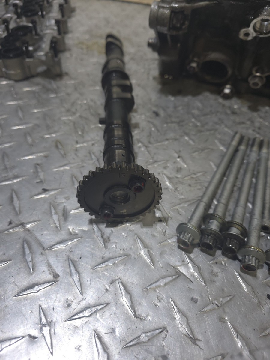 2005-2006 KAWASAKI ZX6R 636 COMPLETE OEM CYLINDER HEAD ASSEMBLY W