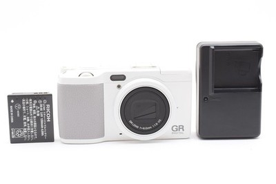 SC: 1842 [TOP MINT] Ricoh GR Digital IV 10.4MP Digitalkamera weiß aus Japan