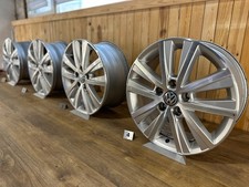 Original sentence Aluminum Wheels VW Cascavel T5 T6 7E0601025E Rims 7Jx17 ET55