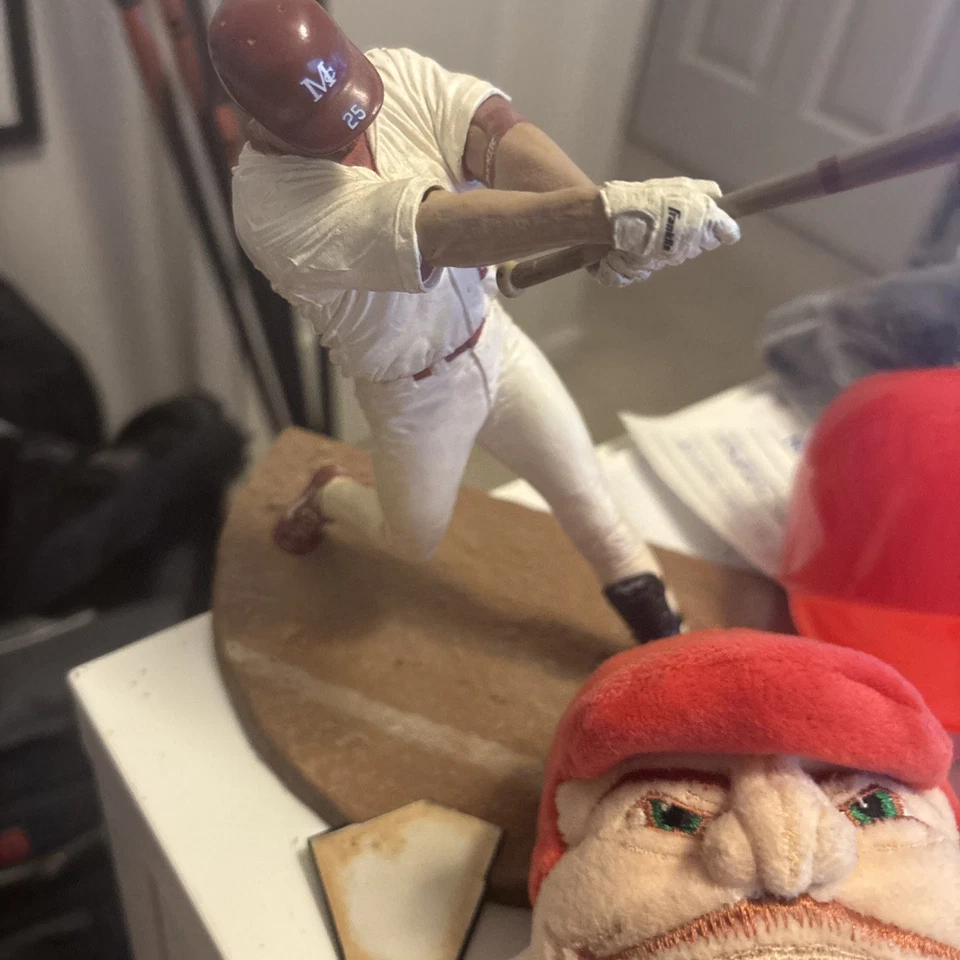 Mark McGwire Silly Slammers Plush Talking Toy & 2000 Macfarlane Sports Picks - Image 3 of 4