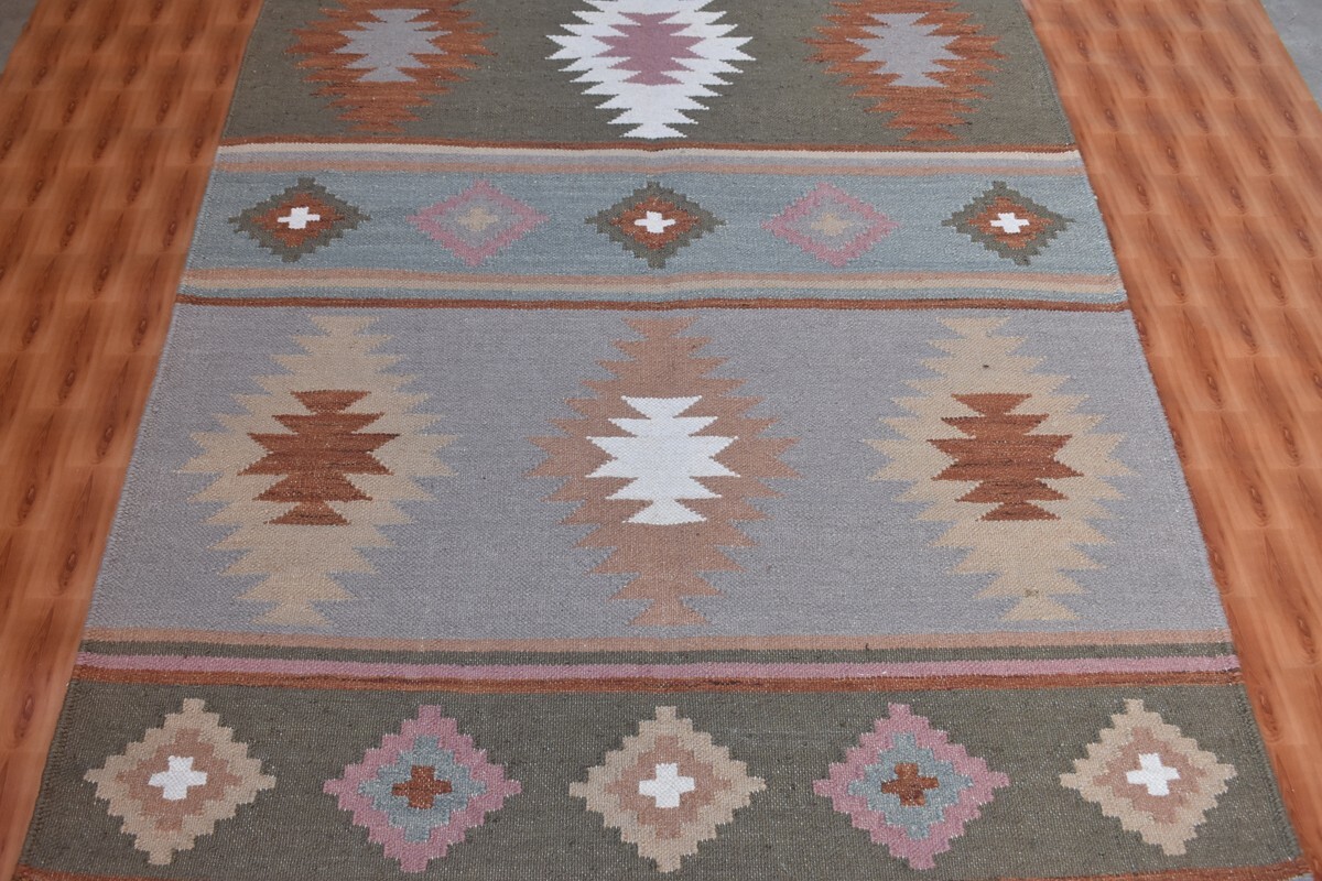 Picture 4 of 6