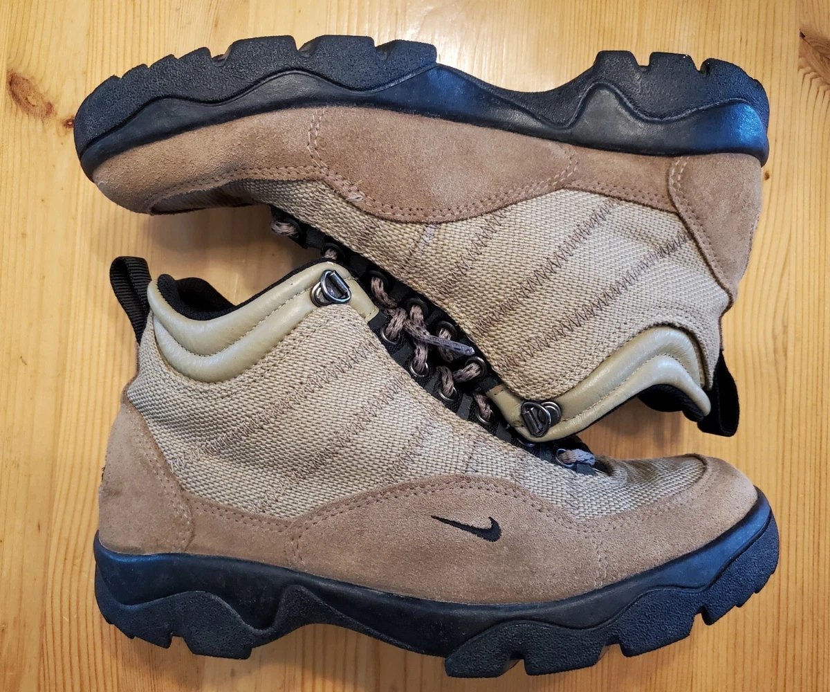 Nike regrind hiking boots sale