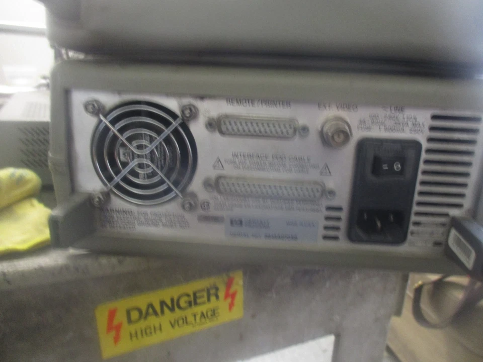 Hewlett Packard Modelo: 18180A RS-232/V.24/RS-449 con Opt. 002 y cables Foto 4 de 4