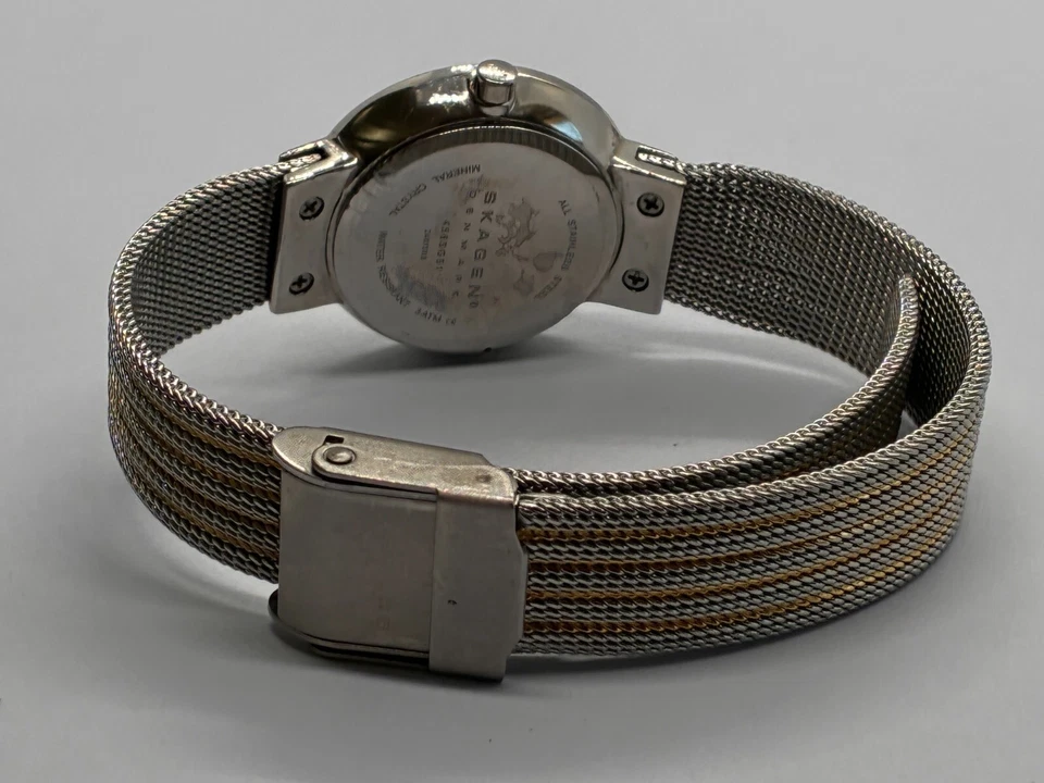 Working Ladies Silver and Gold Skagen Denmark Steel Quartz Watch  GE - image 4 of 4