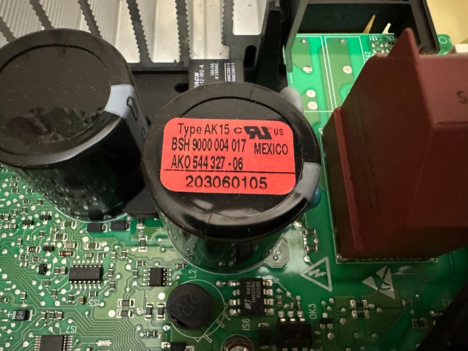 Placa de control motor lavadora Siemens modelo EWF5004 Foto 3 de 3