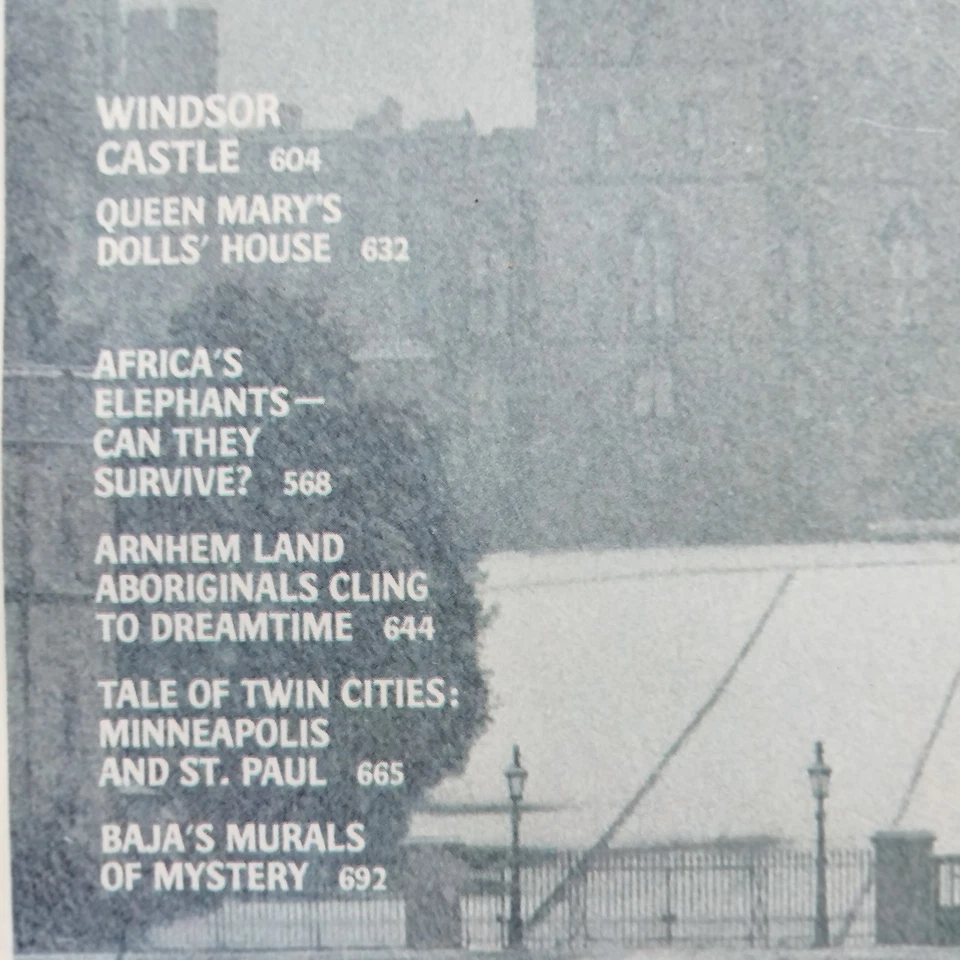 Casa de muñecas de la reina María de National Geographic noviembre 1980 Castillo de Windsor 158 # 5 Foto 3 de 4