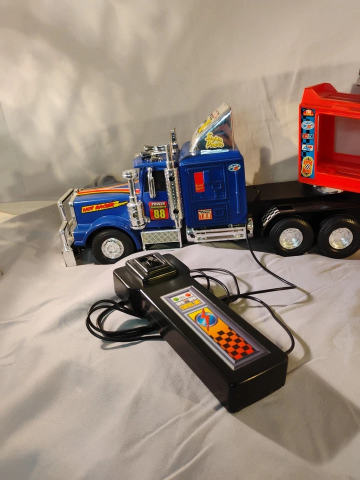 🔥 Remolque para carros semi camión radiocontrol vintage años 90 1/14 radiocontrol ¡¡Funciona!! Ford F150 y Mustang 🔥🔥 Foto 2 de 4