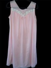 Vanity Fair Pink Babydoll Nightgown VINTAGE SZ Med