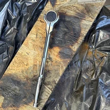 Snap-on 3/8" Drive Cynergy™ Round Swivel-Head Ratchet