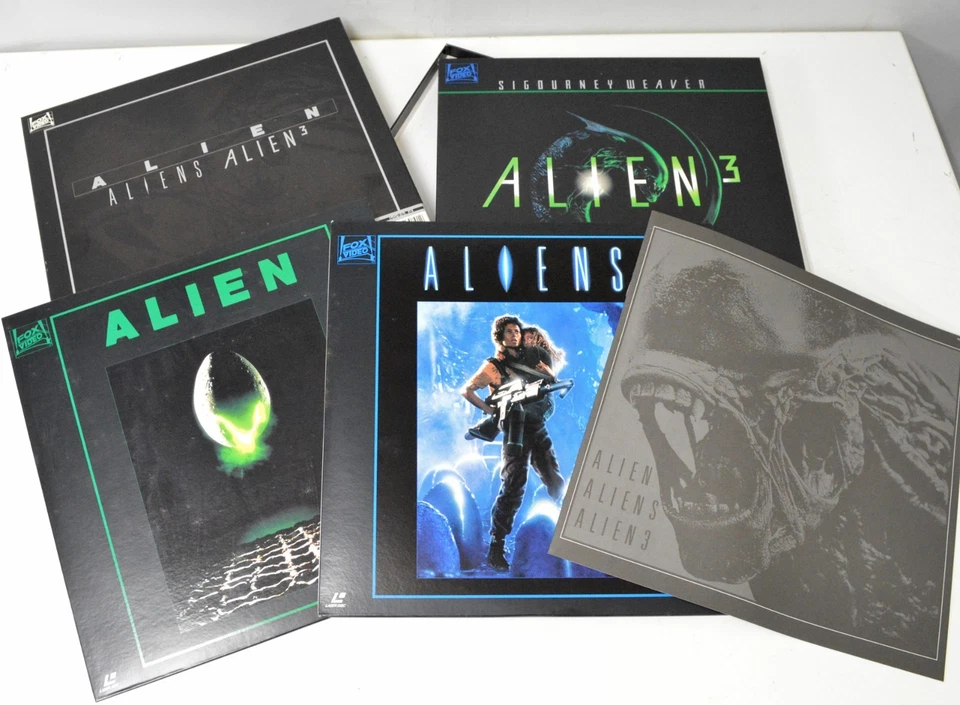 Japan Laserdisc Alien Collectors' Set w/Insert, OBI ek443 - Image 4 of 4