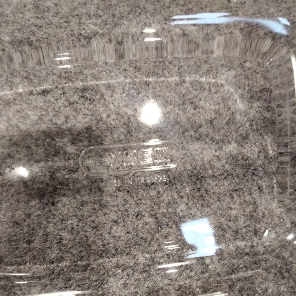 Pyrex Microwave Safe Cook & Freeze Glass Storage Container + lid Small - Image 3 of 4