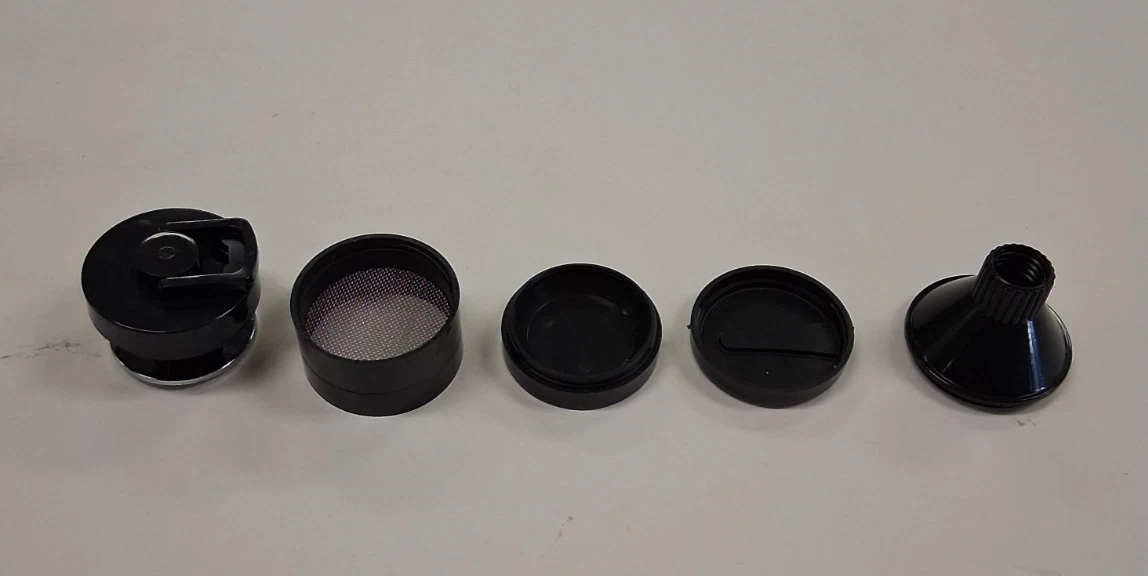 SMALL DEERING TYPE LARGE SPICE CRANK GRINDER BLACK PLASTIC PORTABLE w/ FUNNEL
Opens in a new window