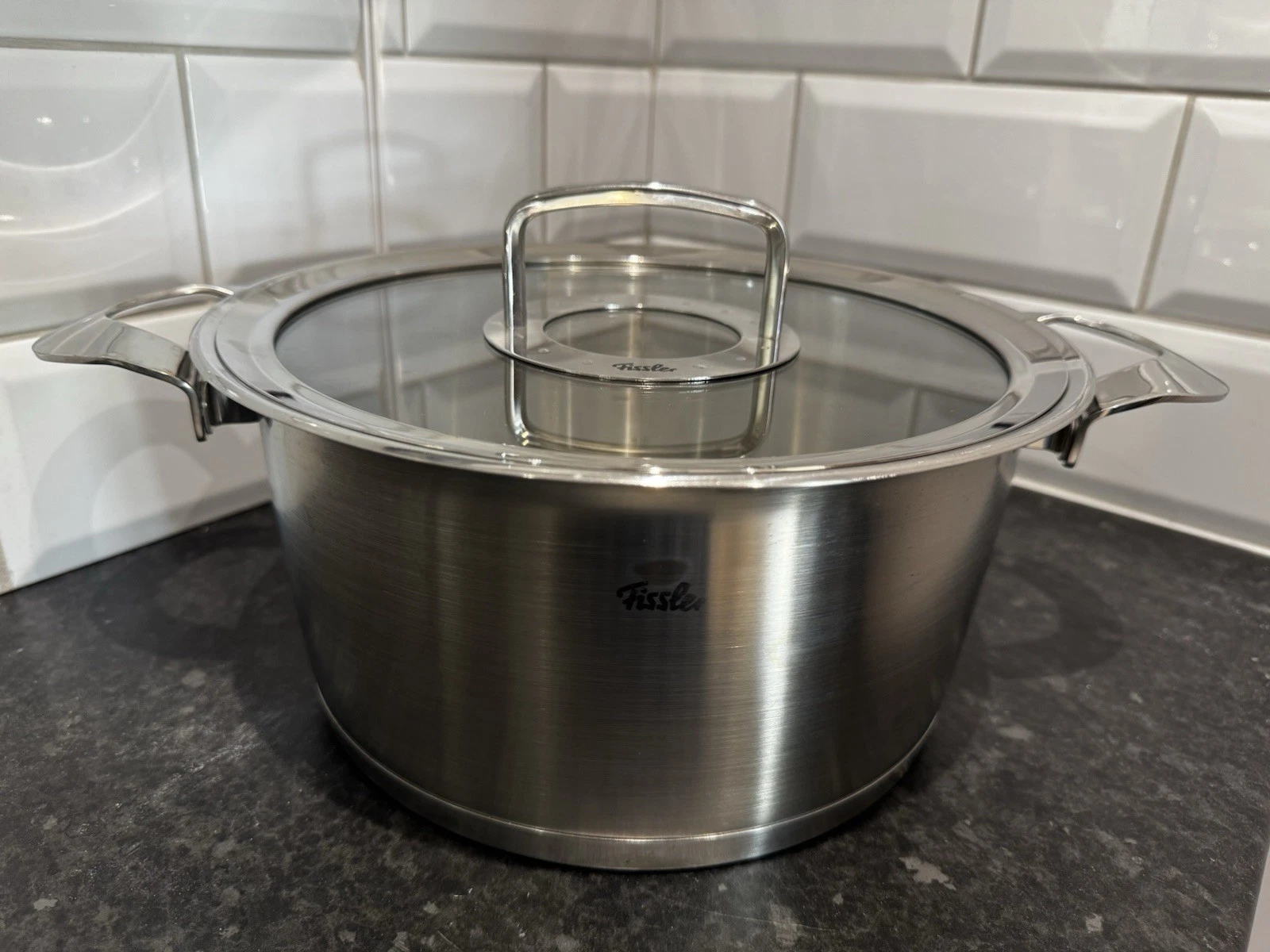 Fissler 24 Cm Stainless Steel 18-10 Induction Stock Pot Sauce Pan Glass Lid 2919
Opens in a new wind