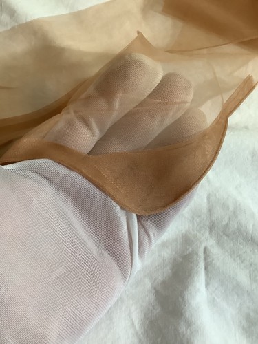 VTG Sheer Garter Stockings Full Fashioned Flat Knit Irregular Beige Cuban 9 1/2 - Picture 9 of 13