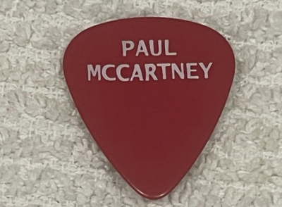 PAUL McCARTNEY GUITAR PICK STAGE BEATLES RARE 2013 NEW TOUR STAGE