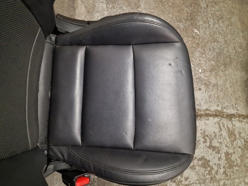 Kia Carens 2015 7 Seater Passenger Side Front Left Hand Leather Seat - Picture 6 of 10