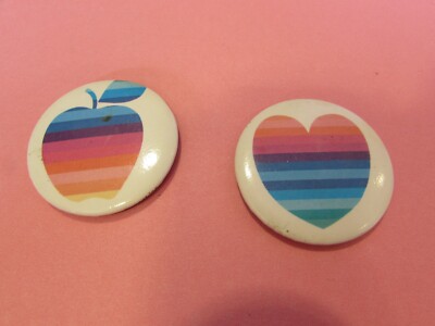 VINTAGE 1/2'' round magnets heart and apple - from Current in 1970's