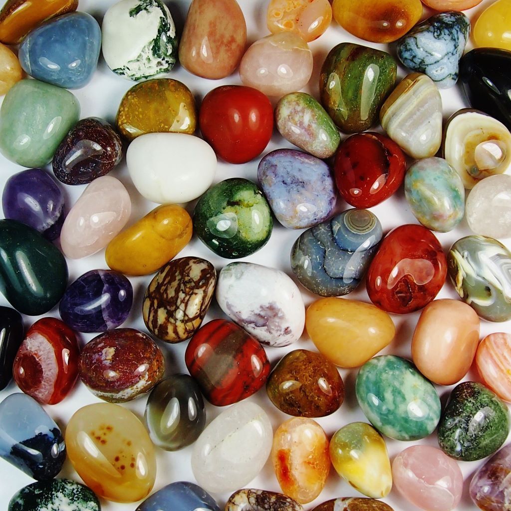 1 kg schöne große Trommelsteine Brasilien Ø je 25 - 45mm Trommelstein Edelstein