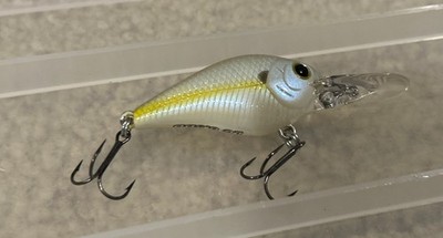 Lucky Craft 0.5 DD Chartreuse Shad Rare Hard To Find