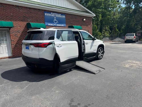 2022 Chevrolet Traverse handicap wheelchair accessible free shipping