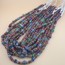 Antiguo collar veneciano multicolor mezcla cuentas de vidrio Chevron hebras