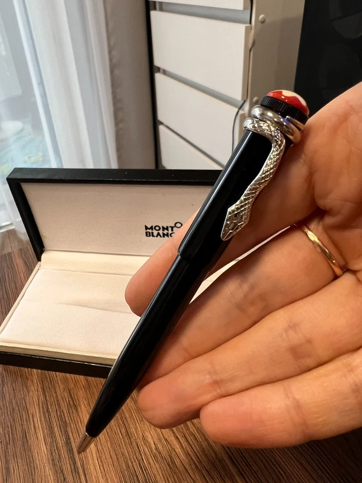 Montblanc Heritage Collection Rouge & Noir Edición Especial Foto 4 de 4
