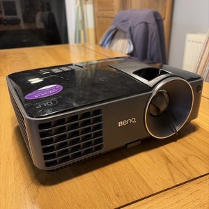 BenQ DLP MS502 Projektor - inklusive VGA, Netzteil