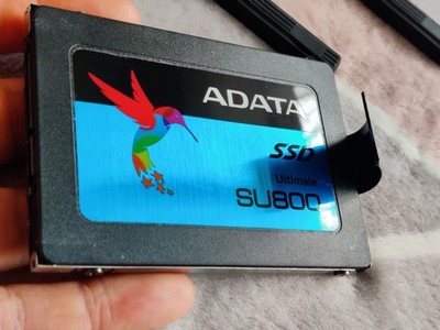 Adata Ultimate SU800 128GB 2,5'' SATA III SSD Interne Solid State Drive Laptop P