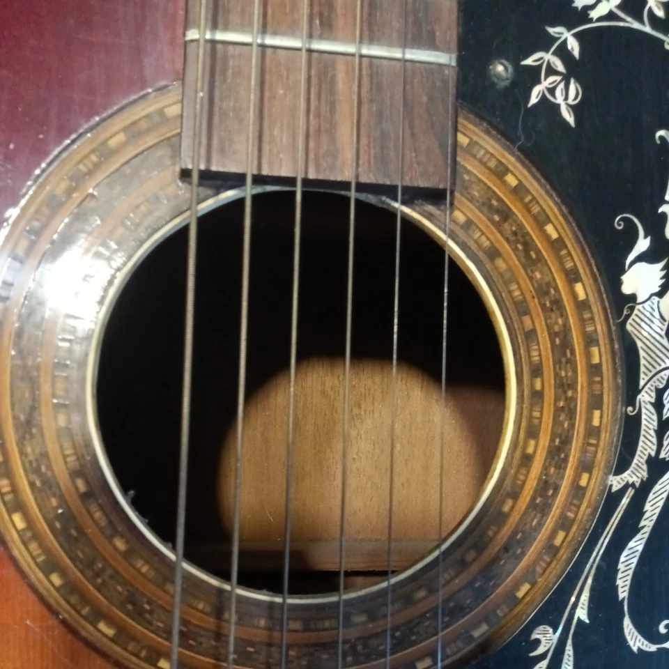 Винтажный 1970-е Gibson копия китайский Repro 01010 золотистый колибри никогда не играл - Изображение 3 из 4