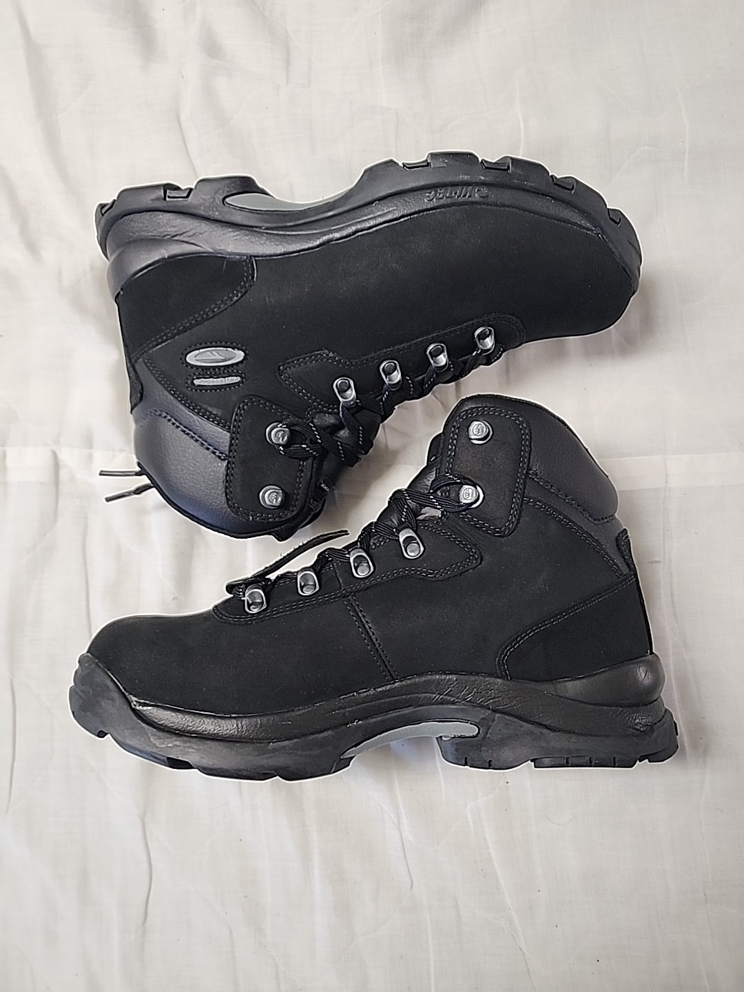 NIB Hi Tec Mens Altitude IV Waterproof Hiking Boots 11W EE