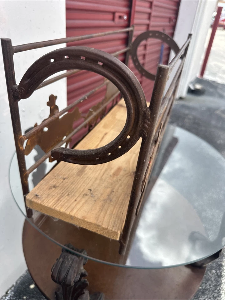 Revista de herradura de metal pesado de hierro forjado MCM ornamentado occidental Foto 4 de 4