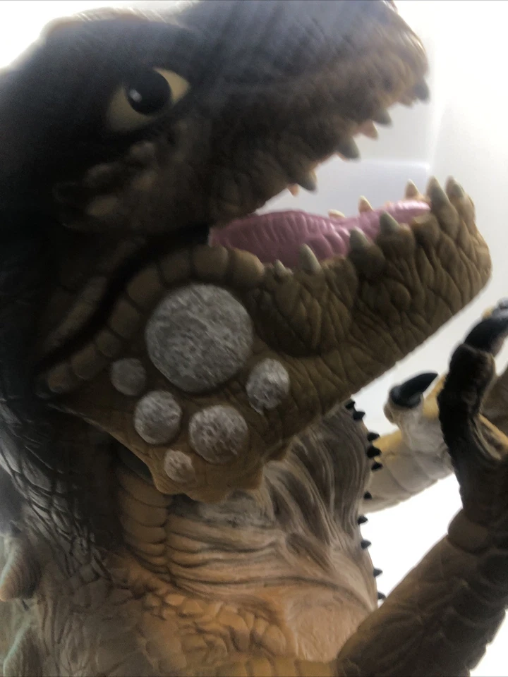 Godzilla Hand Puppet X 2 Godzilla Movie by Toho 1998 (read)(N-07) - Image 3 of 4