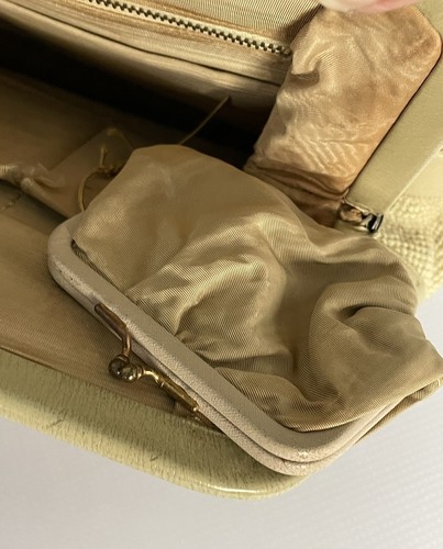 Vintage 50's Needlepoint Floral Purse Handbag Pockets Coin Purse Beige - Picture 6 of 15