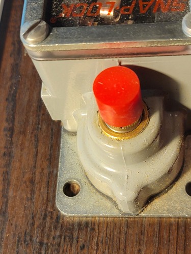 Namco EA080-11500 Snap-Lock Limit Switch NEW IN BOX W PAPERWORK FREE SHIPING - Picture 5 of 11