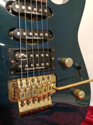 Grover Jackson] Soloist See Through Blue Electric Guitar Made in