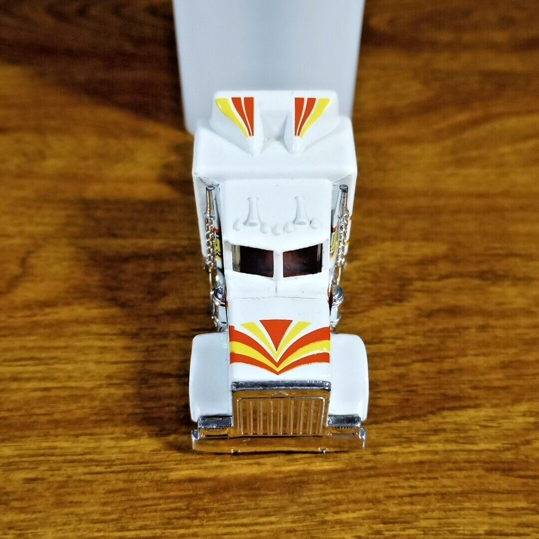 Hot Wheels Vintage Long Shot White BW Blackwall Hong Kong 1983 Big Rig