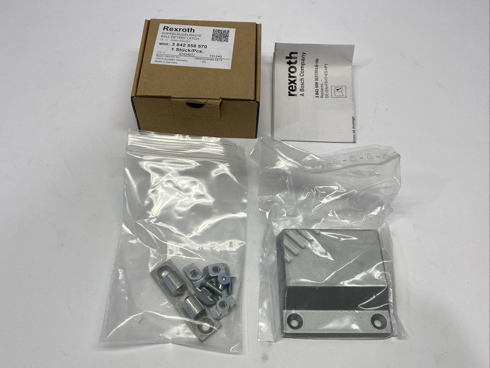 Bosch Rexroth 3842558570 Ball Detent Latch 80x80x18 Silver