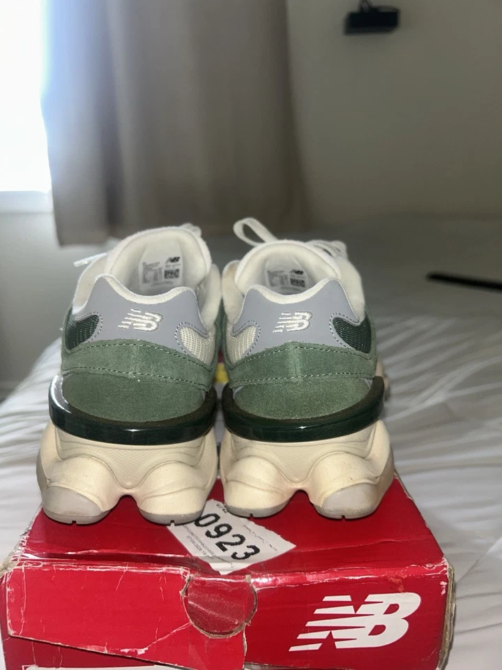 New Balance 9060 en sal marina verde talla 6 para mujer Foto 4 de 4