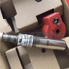 ONE CAREL E2V11BSF00 Electronic Expansion Valve NEW *bn