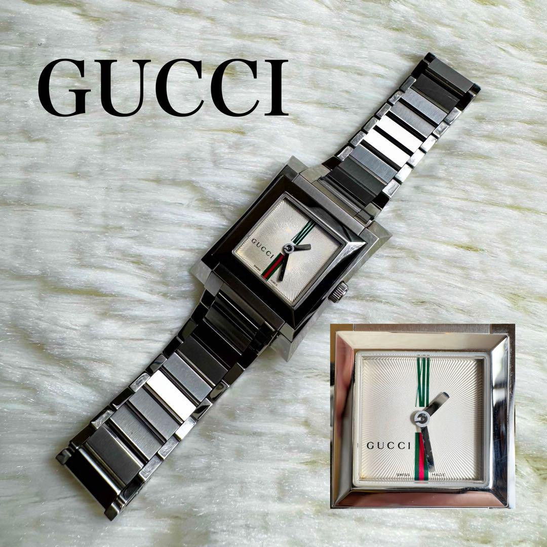 時計 GUCCI 111L YA111506 Diamond bezel quartz Gucci 111L Diamond Bezel Quartz Shell Character Watch Used