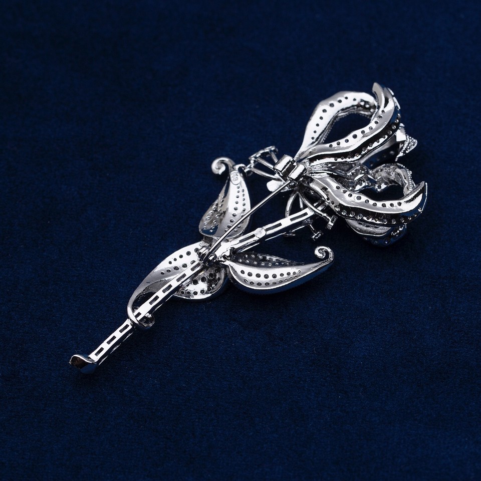 Flame Lily Brooch Reproduction Queen Elizabeth 11 National Flower Of flame-lily-brooch-reproduction-queen-elizabeth-11-national-flower-of