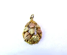 Black Hills Tri-Color Gold Pendant Vintage 10K/12K Grape Leaves