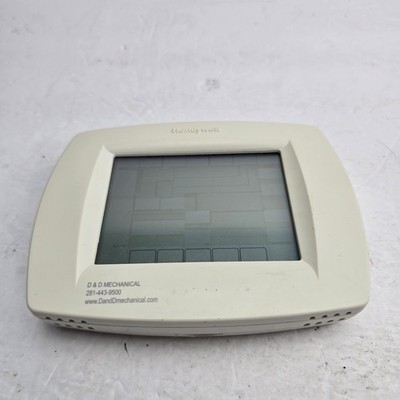 FOR PARTS - Honeywell TH8110U1003 VisionPro 8000 Touchscreen 7-Day Programmable