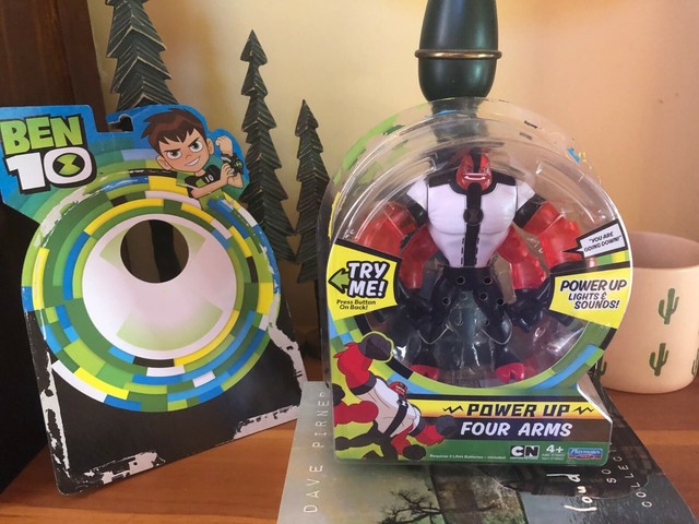 ben 10 power up figures