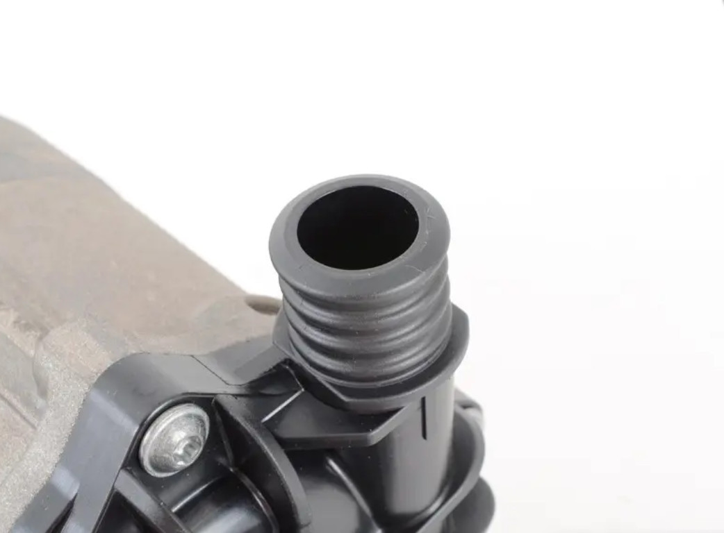 NEW BMW X6 E71, E72 AUXILIARY WATER PUMP 11517584088 7584088 10-13 