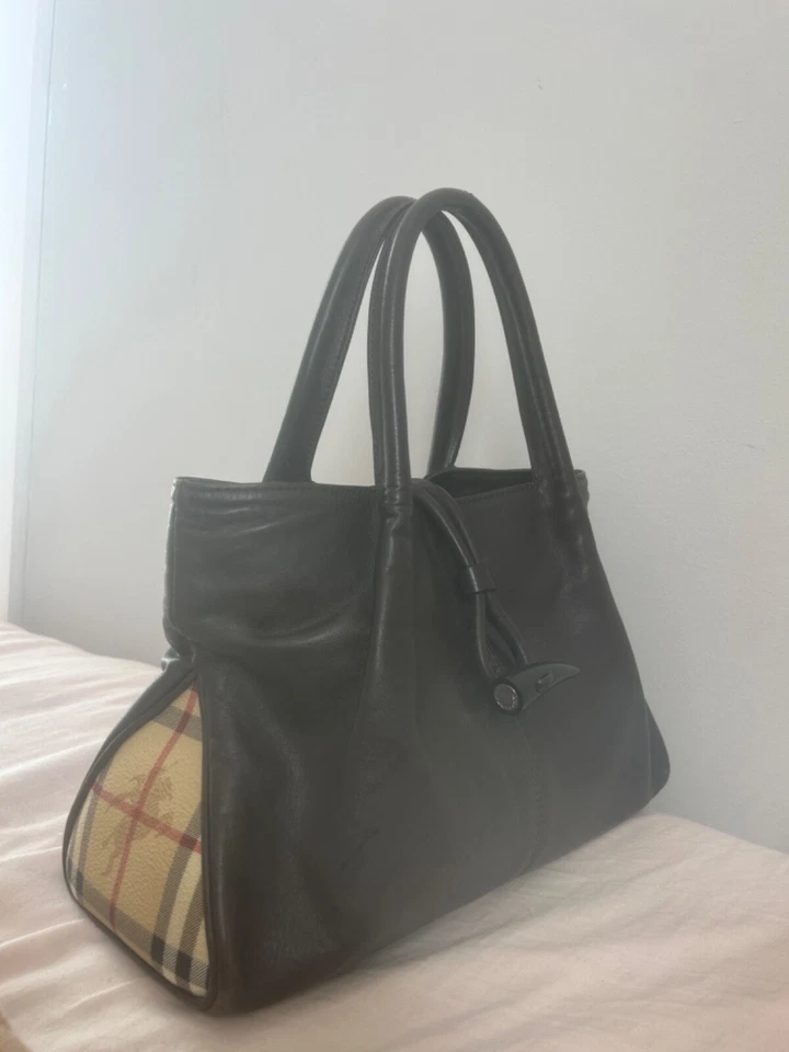 Icónica bolsa de cuero vintage Burberry Haymarket Foto 3 de 4